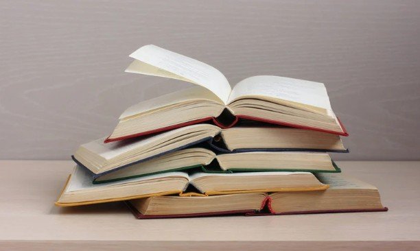 Literature Review Structure - What to Include